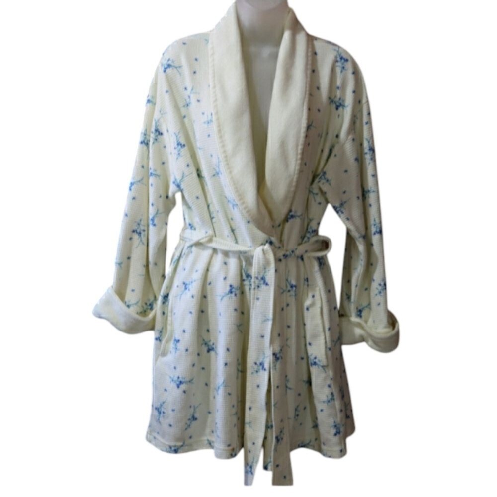 Vanity Fair Waffle Knit Cream & Blue Floral Robe | Vintage Large Cotton Blend